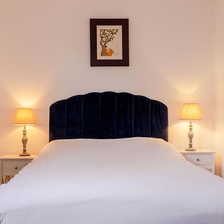 Vertigo Boutique Sleeps 4 London キングストン・アポン・テムズ エクステリア 写真