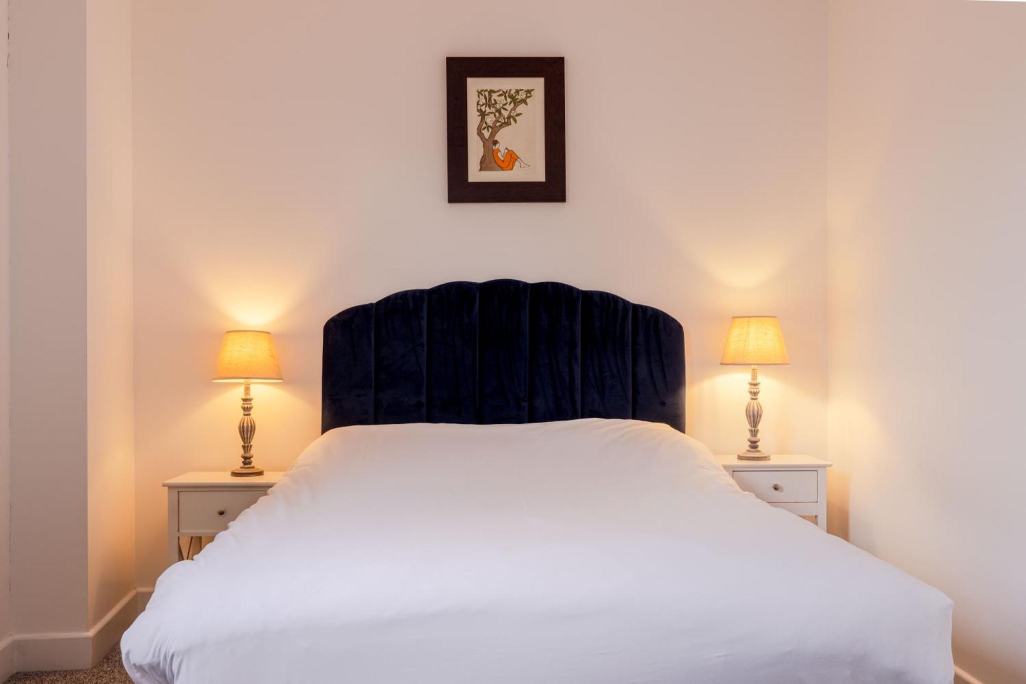 Vertigo Boutique Sleeps 4 London キングストン・アポン・テムズ エクステリア 写真